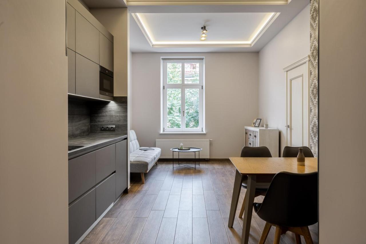 Inshiapartments On Kovzhuna Str Lviv Extérieur photo